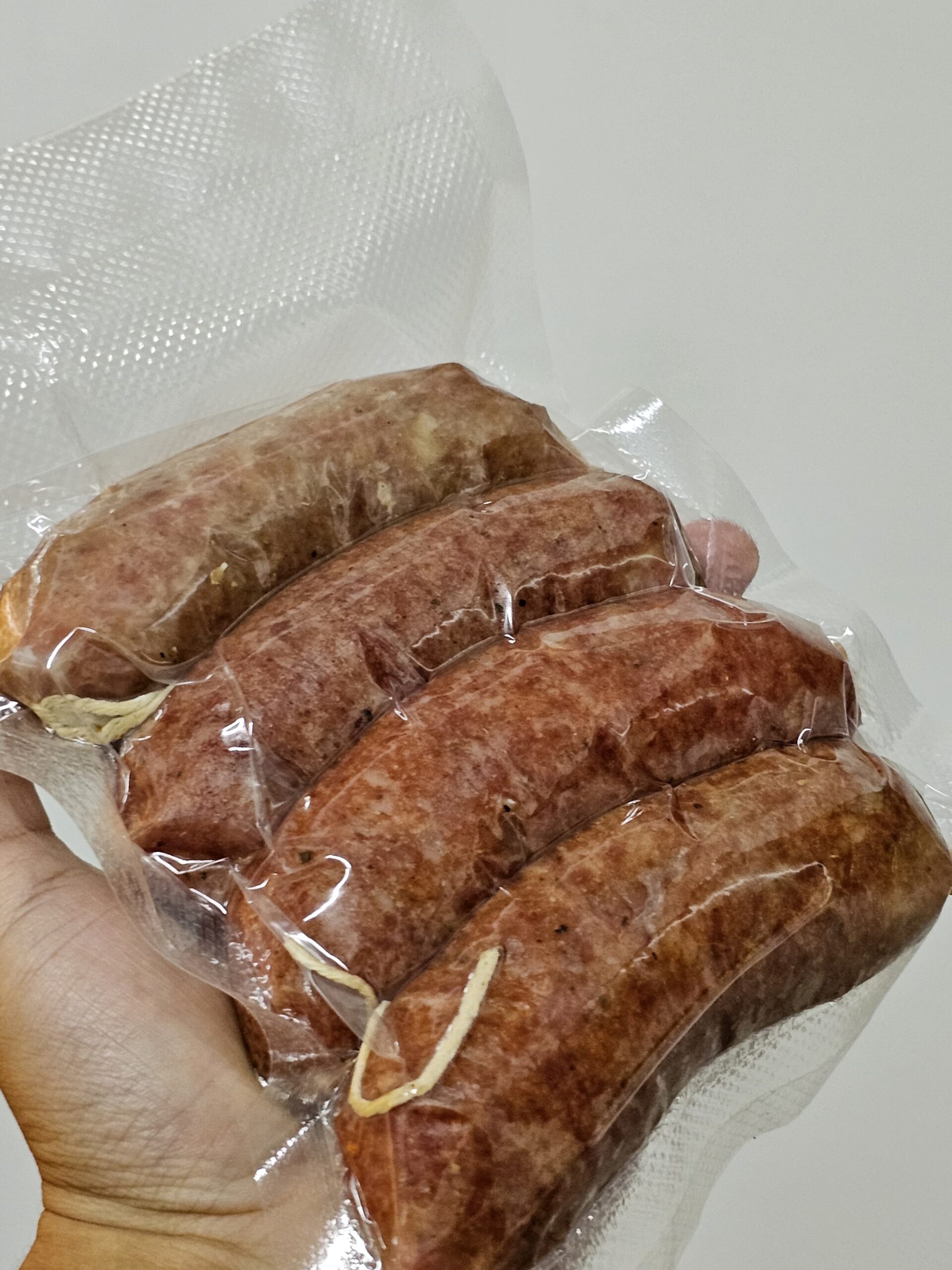 Chorizos artesanales CAVI empacados al vacio